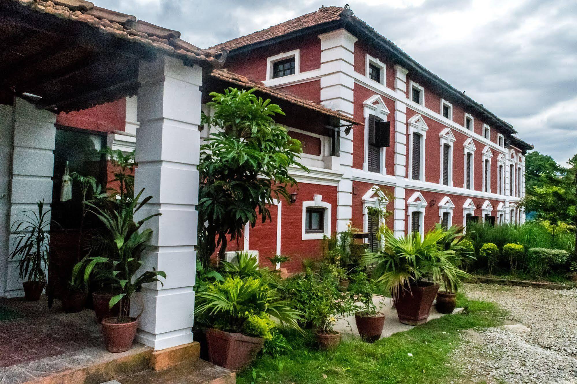Oyo 738 Hotel Kaze Darbar Kathmandu Buitenkant foto