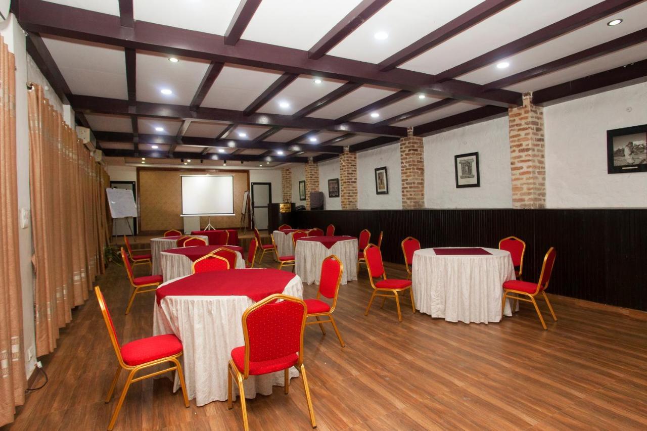 Oyo 738 Hotel Kaze Darbar Kathmandu Buitenkant foto
