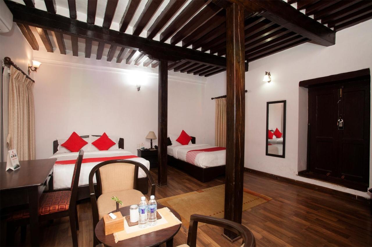 Oyo 738 Hotel Kaze Darbar Kathmandu Buitenkant foto
