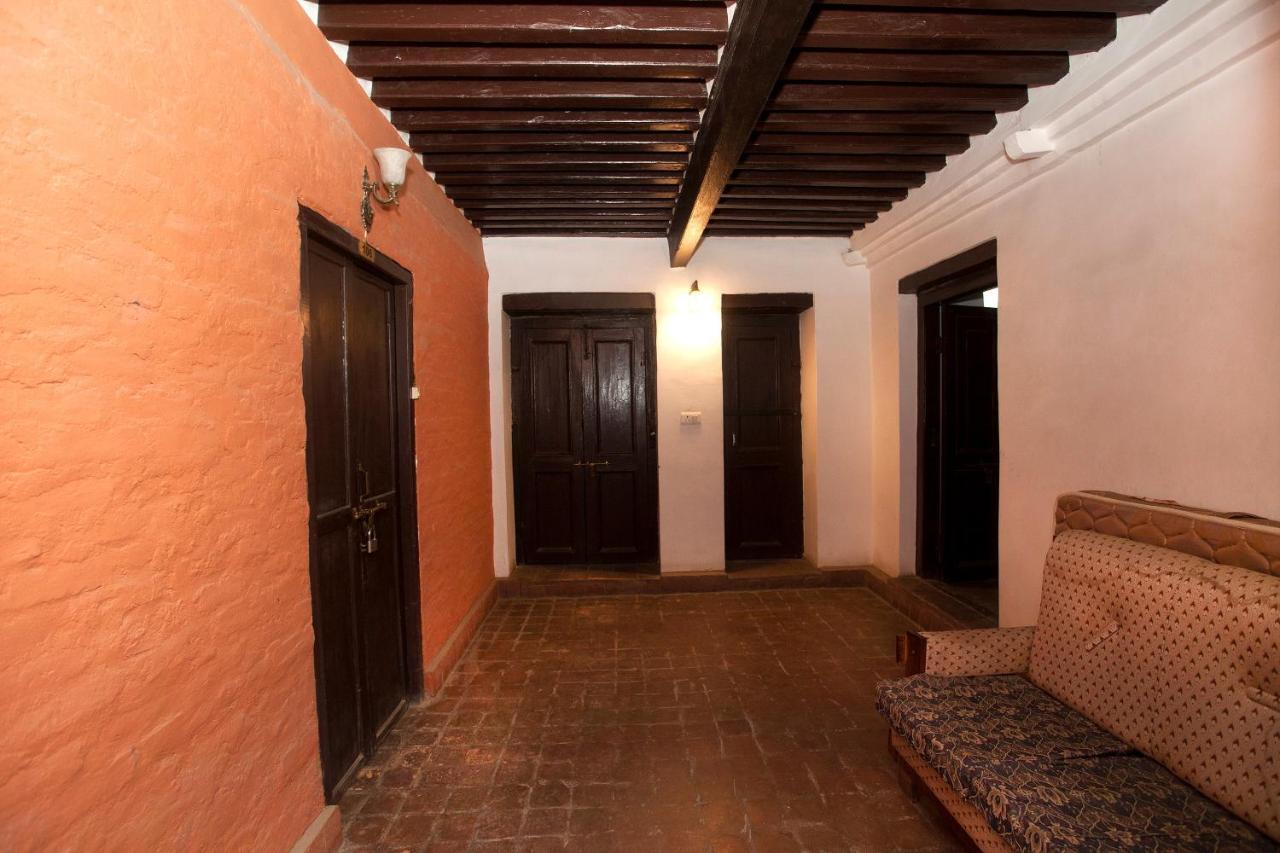 Oyo 738 Hotel Kaze Darbar Kathmandu Buitenkant foto